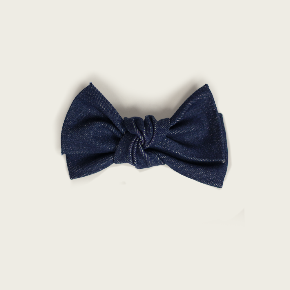 Pair of Denim Lazo Charm
