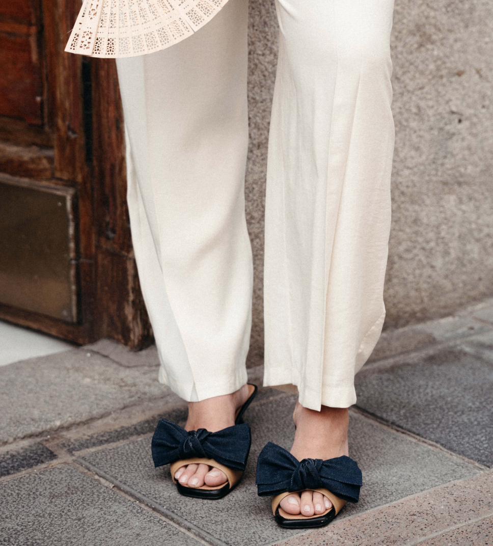 Pair of Denim Lazo Charm