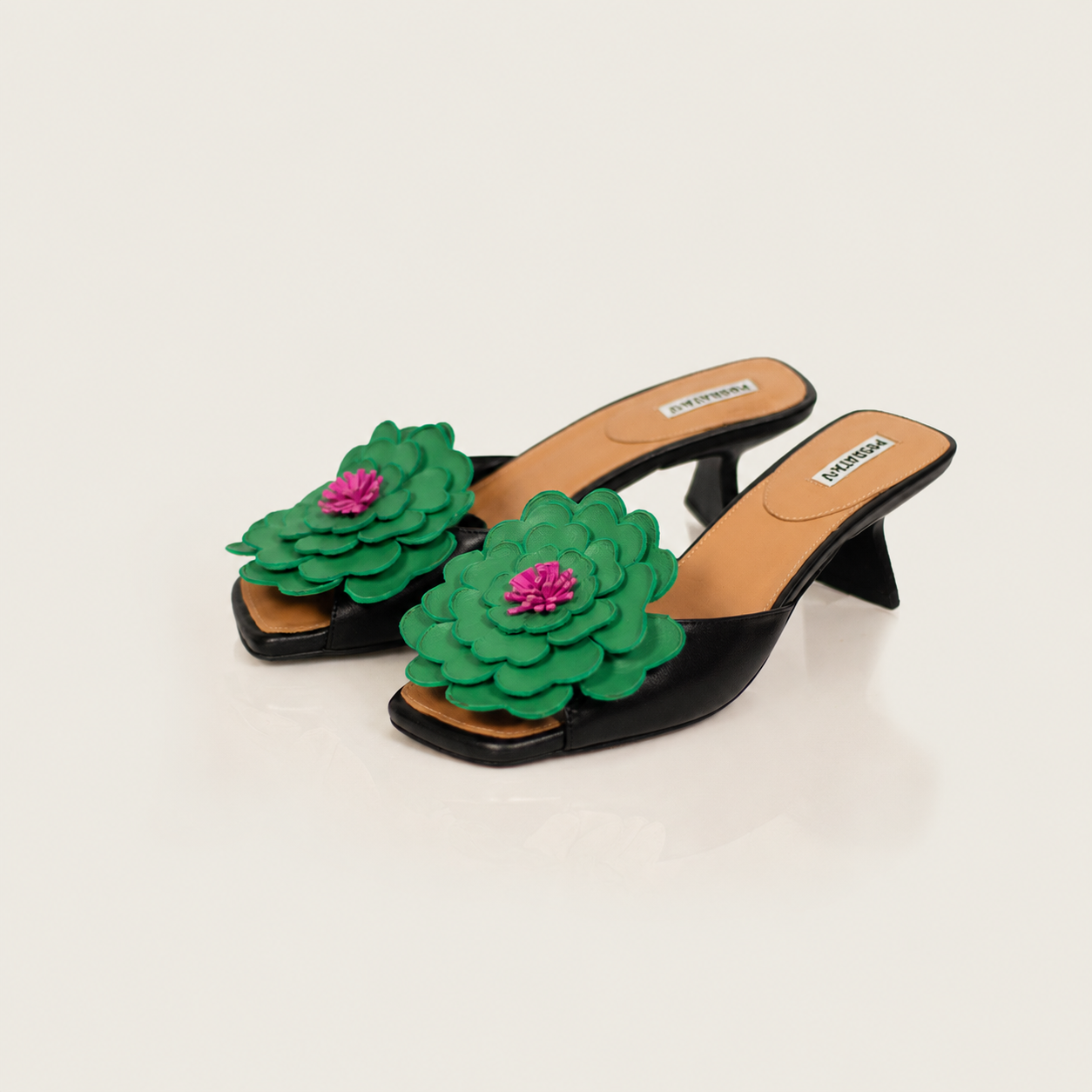 Pair of Crisantemo Charm