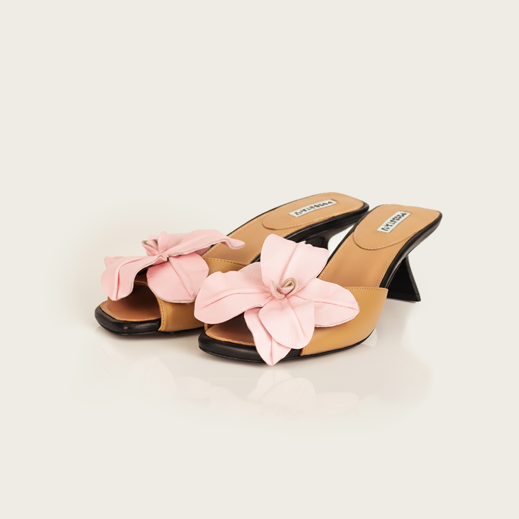 Pair of Lirio Charm